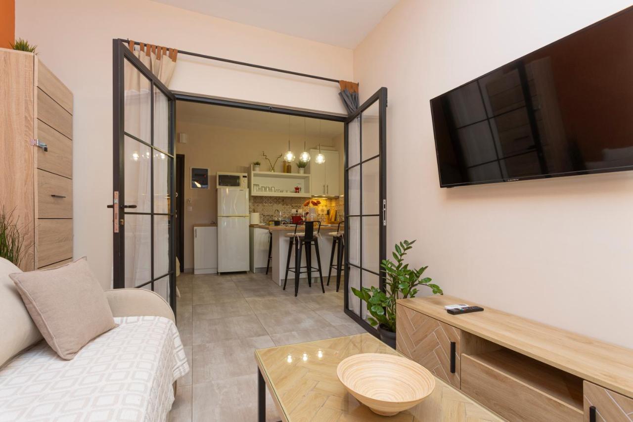 3C'S Apartment Thess :Central, Cosy & Convenient Thessaloniki Exterior photo